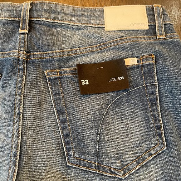 BRAND NEW Blue Distressed Denim Shorts - Picture 12 of 13